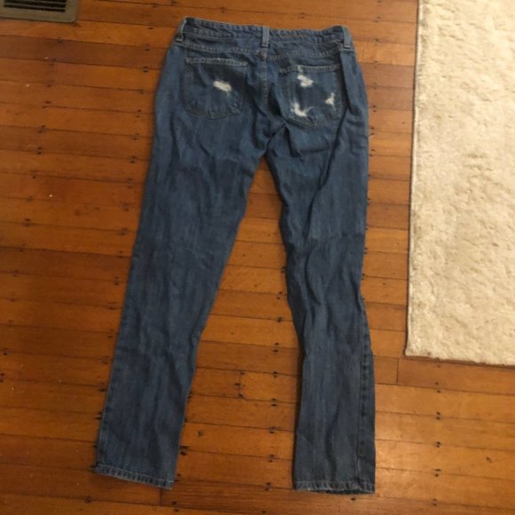 CAMAR Low Waisted Ripped Jeans - Picture 4 of 5